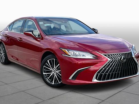 Certified 2025 Lexus ES 350 w/ Premium Package image 3