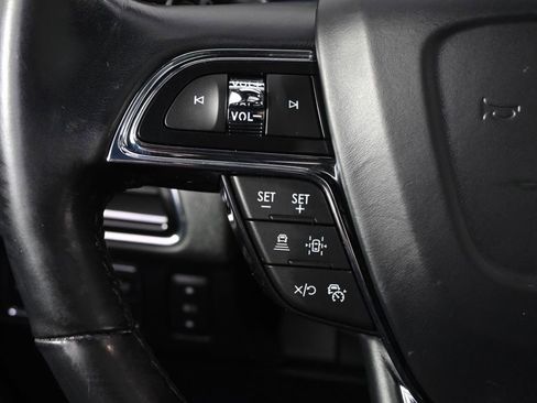 Used 2022 Lincoln Navigator Reserve image 35