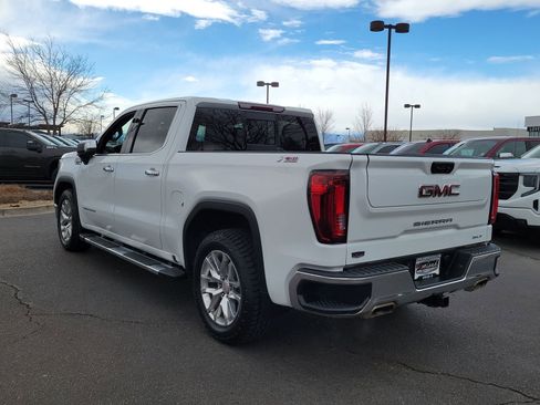 Used 2022 GMC Sierra 1500 SLT w/ SLT Premium Package image 5