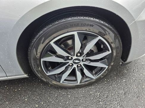 Used 2017 Chevrolet Malibu LT w/ Leather Package image 28