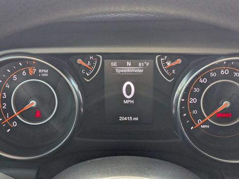 Used 2020 Jeep Wrangler Sport AWD/4WD image 27