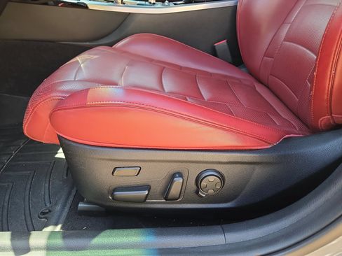 Used 2022 Kia Stinger GT2 w/ Red Interior Color Package RWD image 17