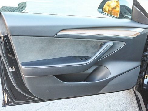 Used 2023 Tesla Model 3 Performance image 26