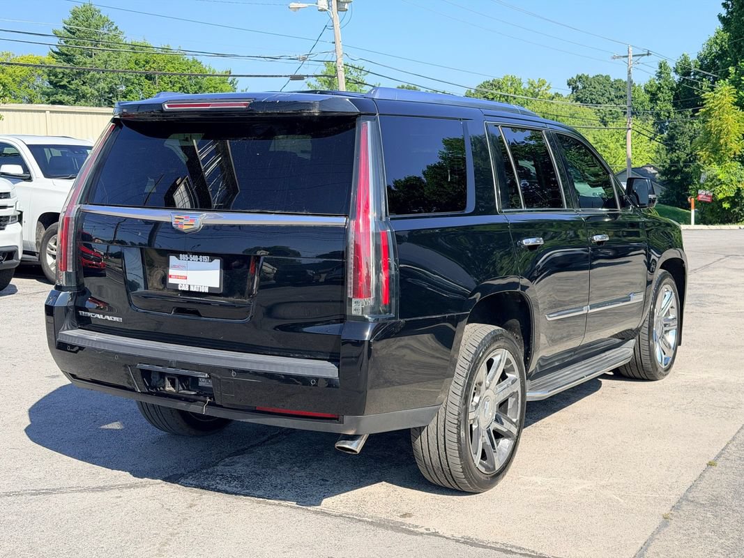 Used 2016 Cadillac Escalade Luxury AWD/4WD image 6