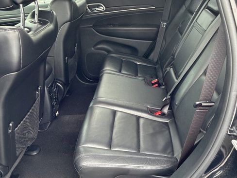 Used 2020 Jeep Grand Cherokee Limited image 20