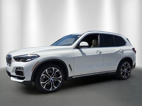 Used 2021 BMW X5 sDrive40i w/ Premium Package 2 RWD image 3