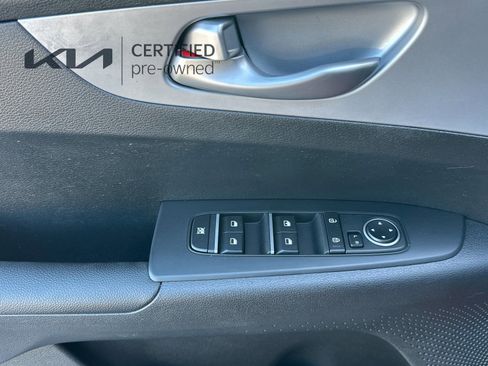 Certified 2023 Kia Forte LXS image 12