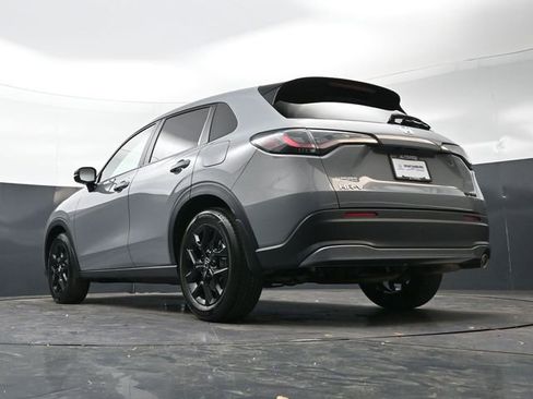 Used 2025 Honda HR-V Sport image 37