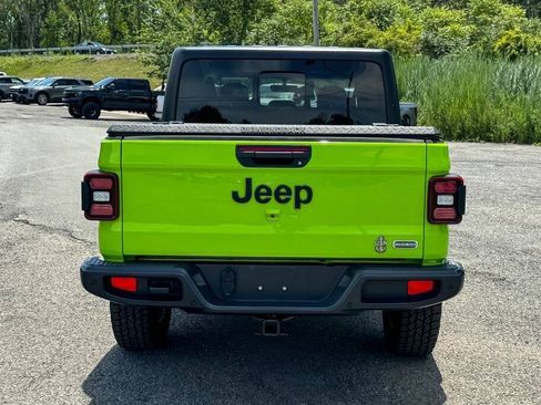 Used 2021 Jeep Gladiator Overland AWD/4WD image 4
