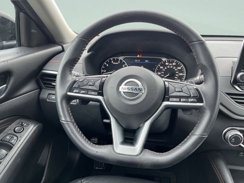 Used 2021 Nissan Altima 2.5 SR FWD image 23