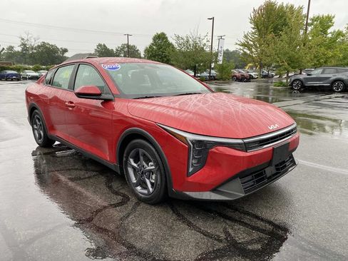 Used 2025 Kia K4 FWD image 7