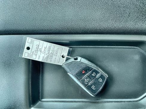 Used 2024 GMC Sierra 1500 Elevation image 35