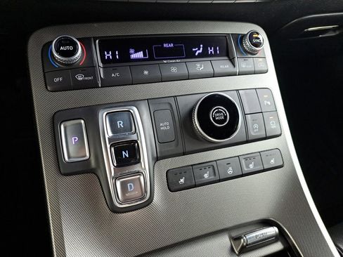 Used 2022 Hyundai Palisade Calligraphy image 33