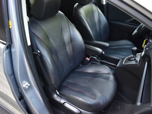 Used 2013 MAZDA MAZDA5 Grand Touring FWD image 22