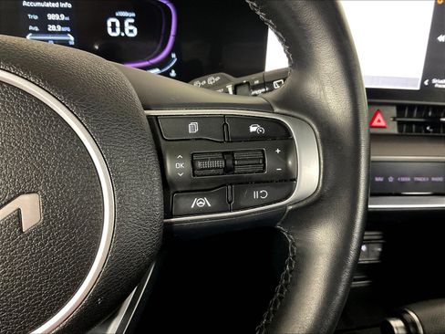 Used 2023 Kia Sportage EX FWD image 12