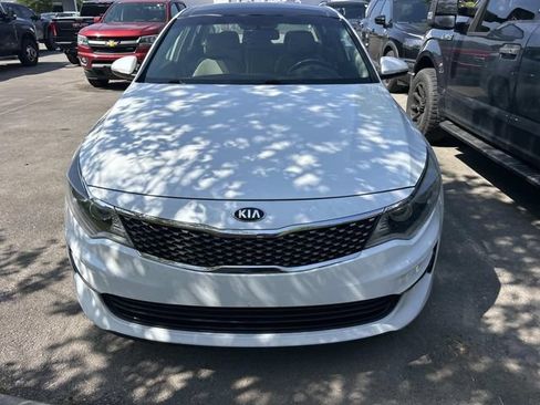Used 2016 Kia Optima EX w/ Premium Package FWD image 2