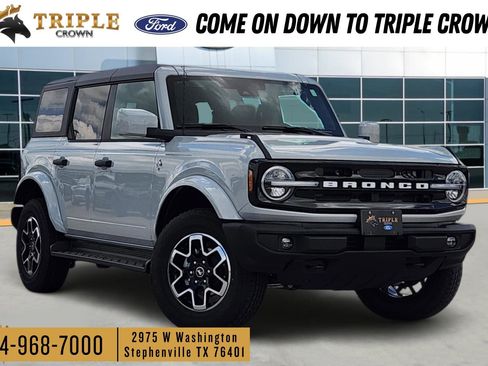 New 2026 Ford Bronco Outer Banks AWD/4WD image 1