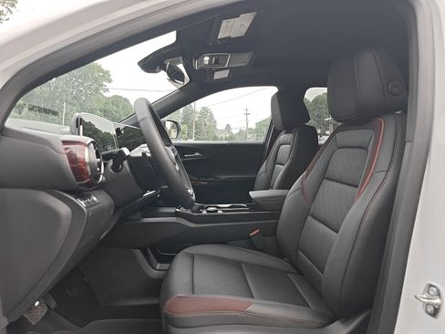 Certified 2026 Chevrolet Equinox RS AWD/4WD image 5