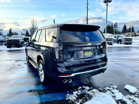 Used 2025 Chevrolet Tahoe Premier image 5