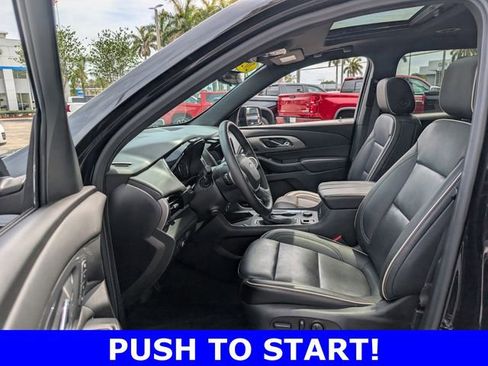 Used 2023 Chevrolet Traverse Premier w/ Redline Edition FWD image 9