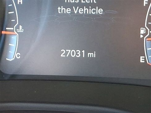 Used 2022 Jeep Compass Latitude image 20