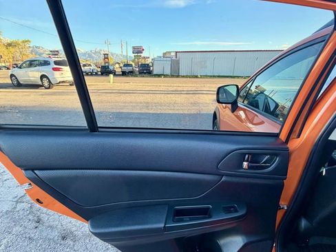 Used 2014 Subaru Crosstrek 2.0i Limited w/ Popular Package #2 image 22