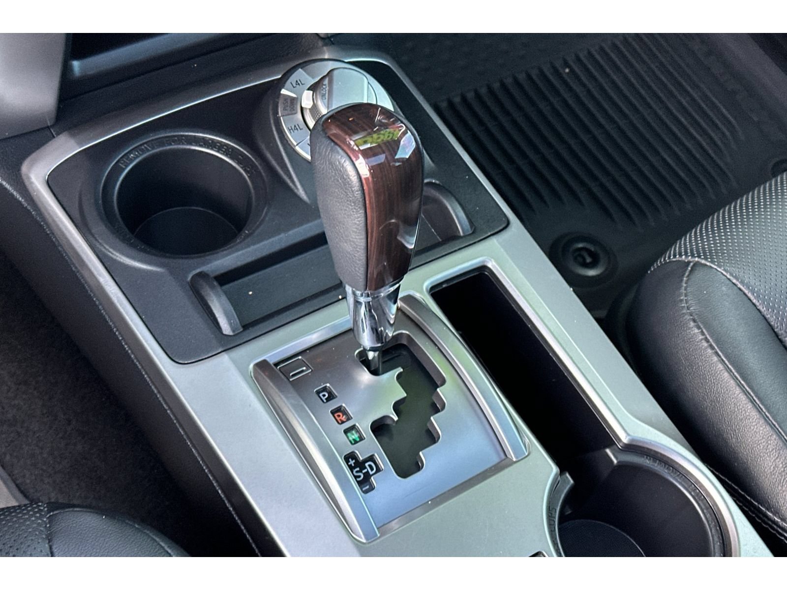 Used 2023 Toyota 4Runner Limited AWD/4WD image 25