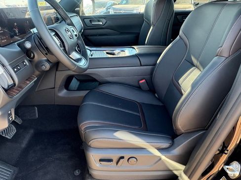 New 2026 Nissan Armada SL w/ Captain's Chari Seat Package image 16