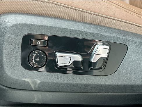 New 2026 BMW X5 xDrive40i w/ M Sport Package image 19