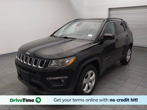 Used 2018 Jeep Compass Latitude AWD/4WD image 1