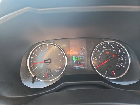 Used 2019 Toyota RAV4 LE w/ All Weather Liner Package AWD/4WD image 8