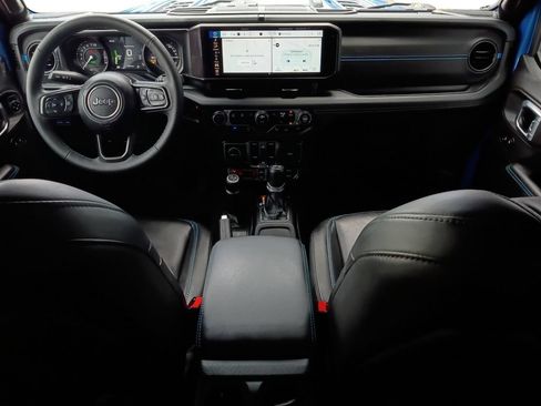 Used 2024 Jeep Wrangler Unlimited Rubicon 4xe AWD/4WD image 20