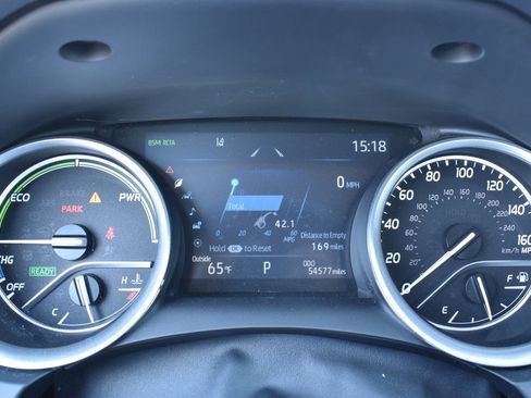 Used 2023 Toyota Camry XLE image 11