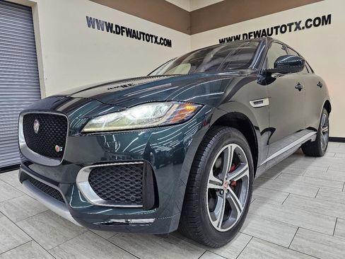 Used 2017 Jaguar F-PACE S AWD/4WD image 2