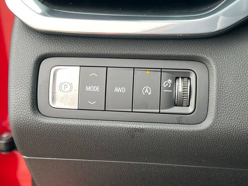New 2026 GMC Acadia Elevation w/ Elevation Premium Package AWD/4WD image 18