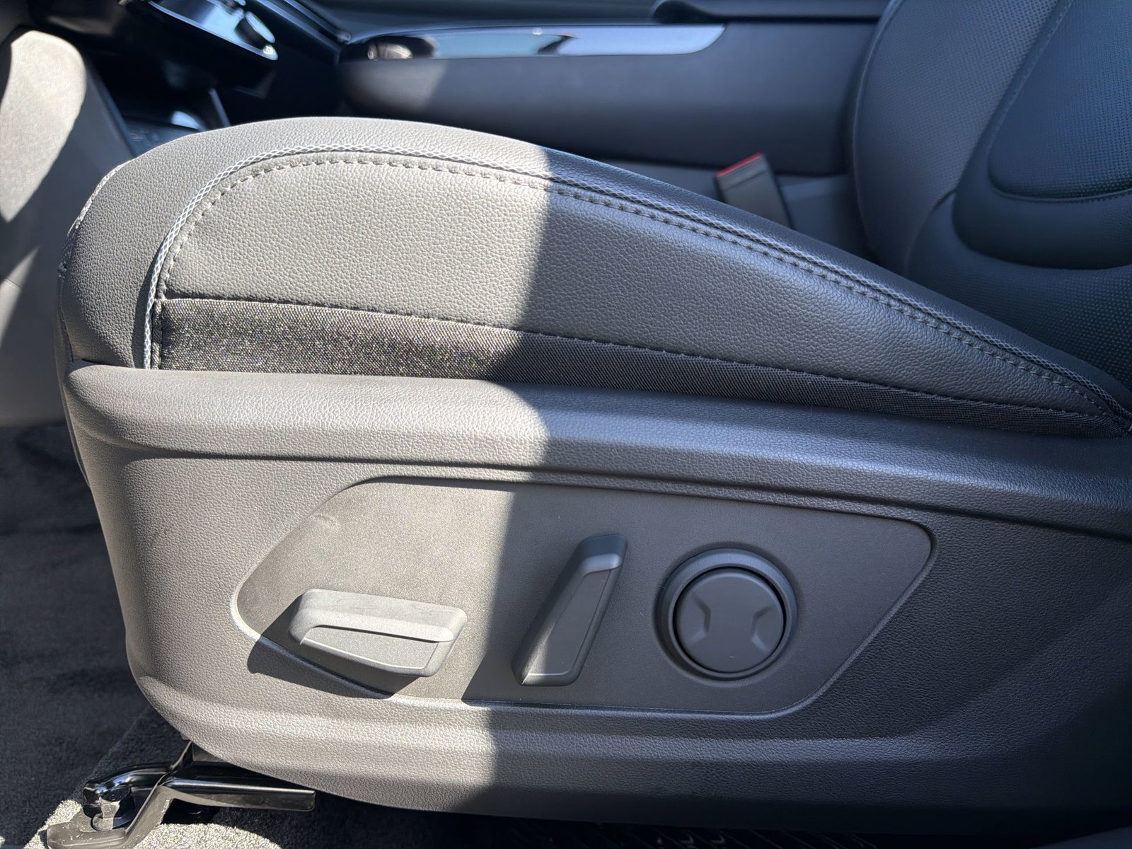New 2026 Hyundai Tucson Limited AWD/4WD image 14