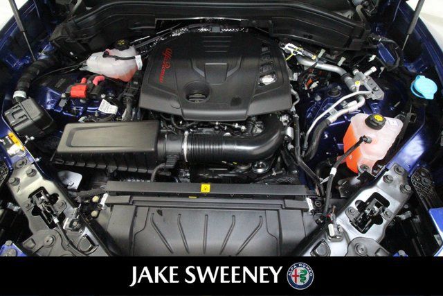 Used 2022 Alfa Romeo Stelvio Sprint AWD/4WD image 24