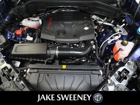 Used 2022 Alfa Romeo Stelvio Sprint AWD/4WD image 24