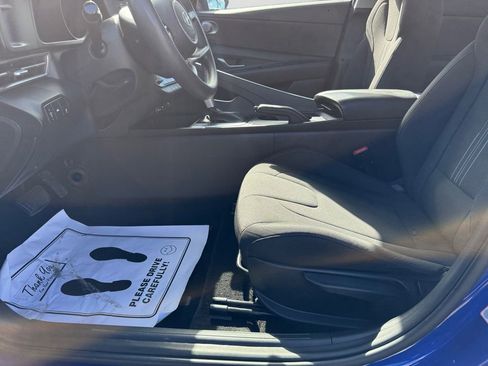 Used 2023 Hyundai Elantra SEL image 24