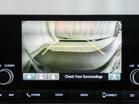 Used 2023 Honda CR-V EX image 38