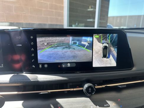 Used 2023 Nissan Ariya FWD image 27