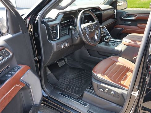 Used 2024 GMC Sierra 1500 Denali Ultimate AWD/4WD image 13