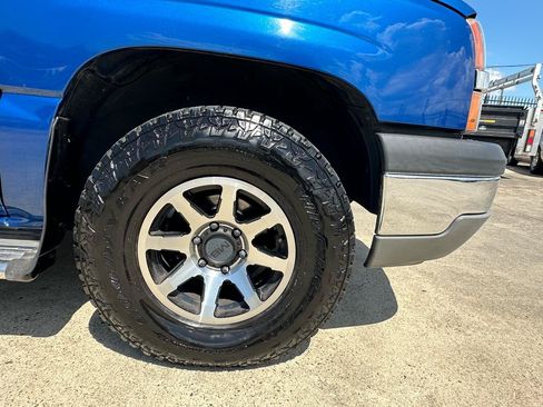 Used 2003 Chevrolet Silverado 1500 LS w/ Off-Road Package AWD/4WD image 14