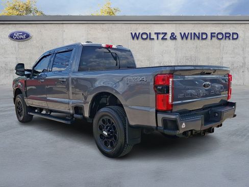 Used 2023 Ford F350 Lariat w/ Lariat Ultimate Package AWD/4WD image 4