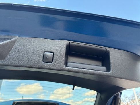Certified 2023 Ford Escape Active AWD/4WD image 11