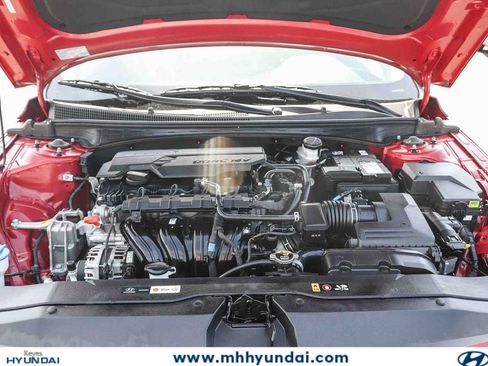 Certified 2024 Hyundai Elantra SEL w/ Convenience Package FWD image 27