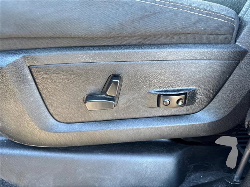 Used 2023 RAM 2500 Big Horn w/ Level B Equipment Group AWD/4WD image 18