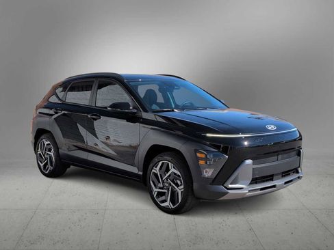 New 2026 Hyundai Kona SEL Premium image 2