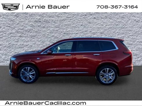 Used 2024 Cadillac XT6 Premium Luxury w/ Technology Package AWD/4WD image 10