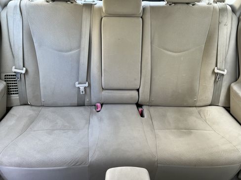 Used 2010 Toyota Prius Two FWD image 15